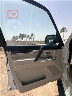 ميتسوبيشي باجيرو